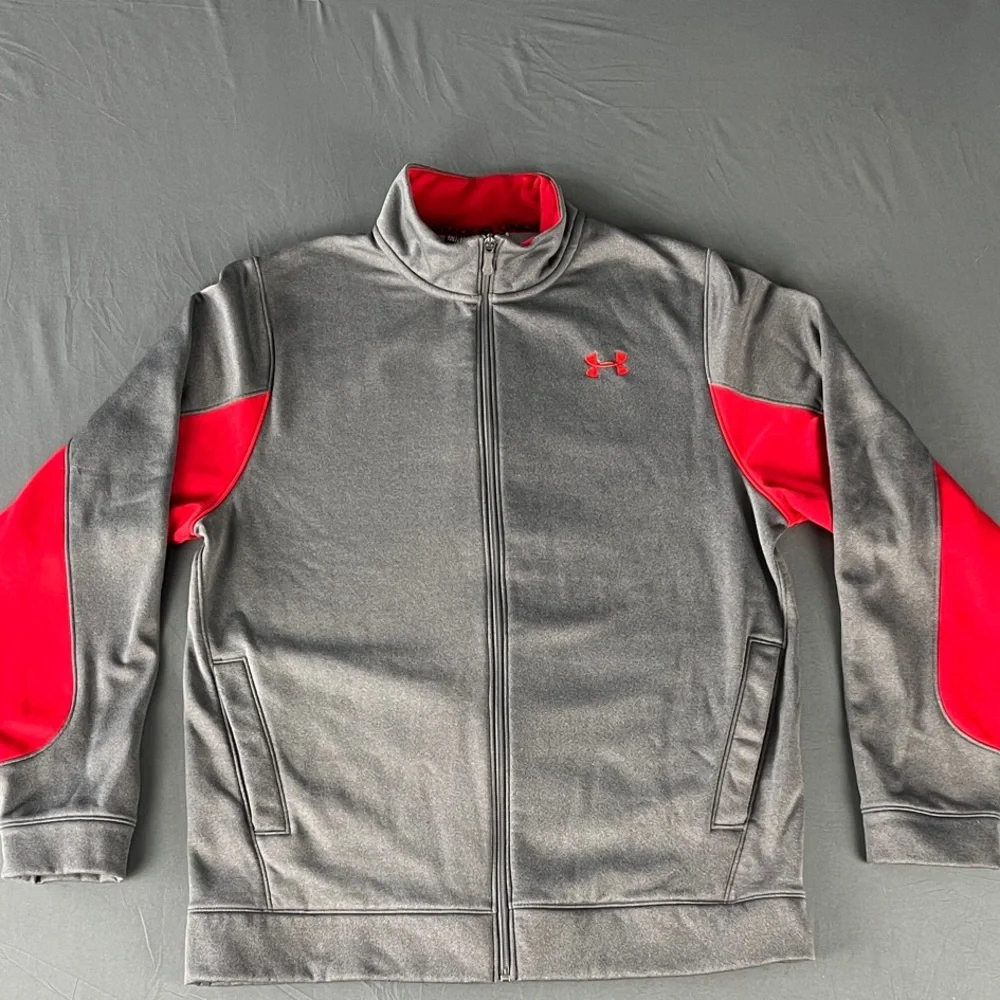 Under Armour Men's Medium Performance‎ Jacket in Gray and Red
